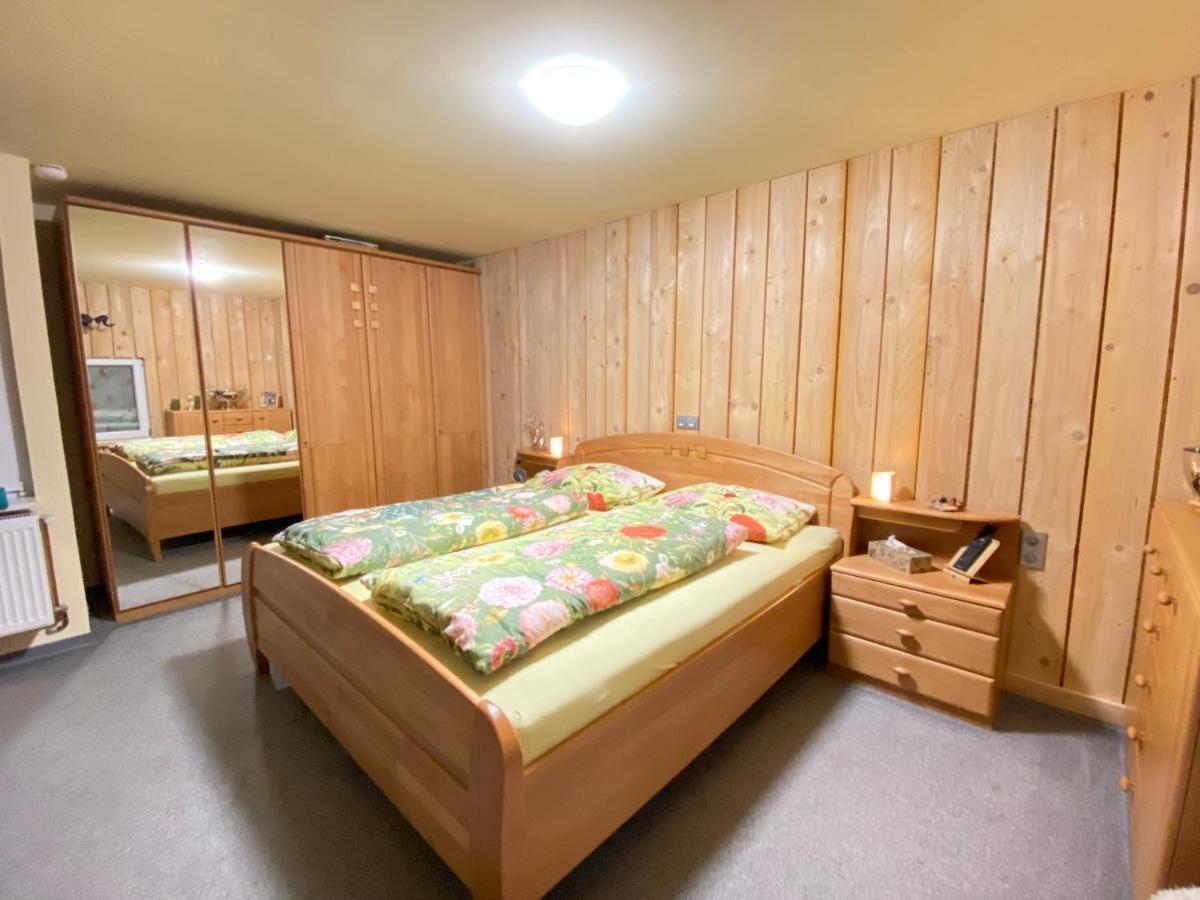 Casita - Sterneferienhaus mit Garten, Sauna und Wallbox Kirburg Exterior foto